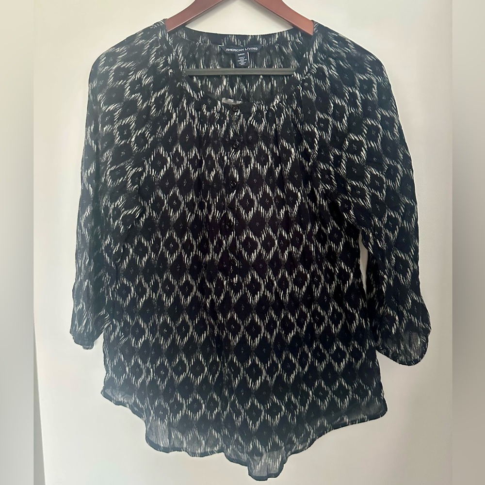 American Living Black and White Graphic Blouse with 3/4 Sleeves